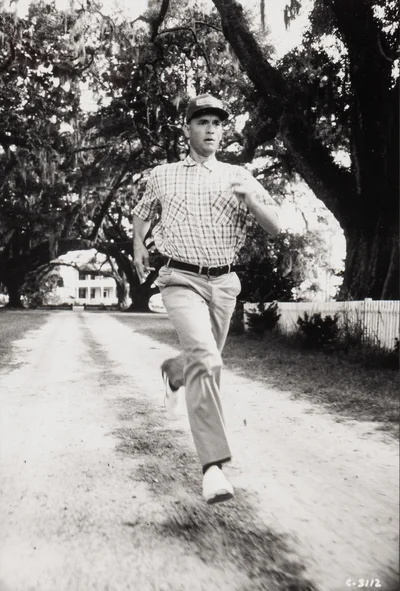 Tom Hanks jako Forrest Gump, Phillip Caruso