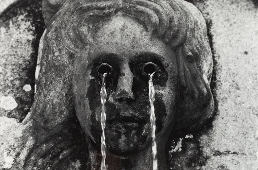 "Płacząca fontanna, Portugalia", Eva Rubinstein