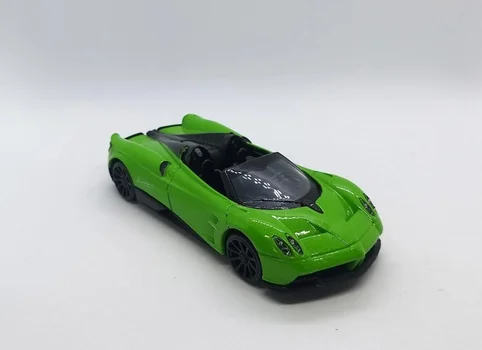 Model samochodu Huayra Roadster, Autor nierozpoznany