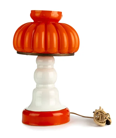 Lampa stołowa, Karolina